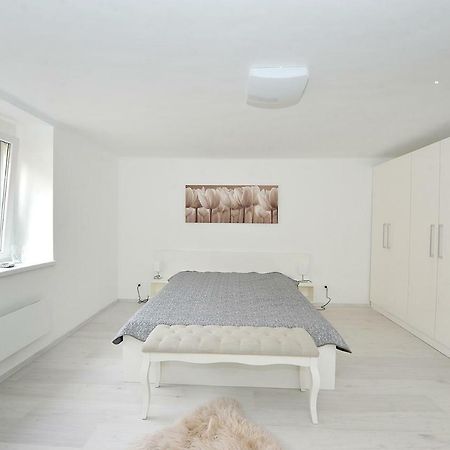 Pure Apartman Pécs Eksteriør bilde