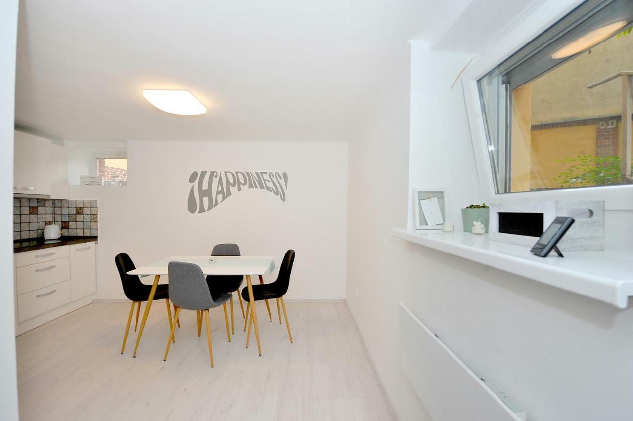 Pure Apartman Pécs Eksteriør bilde